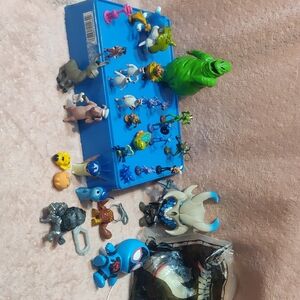 Little Figurine Lot